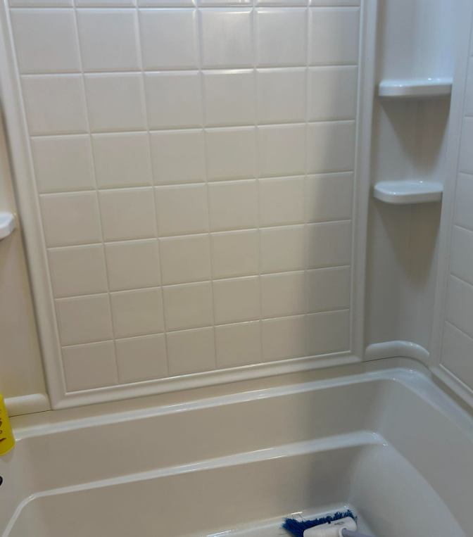 The Best Shower Cleaner EVER — And It’s DIY!