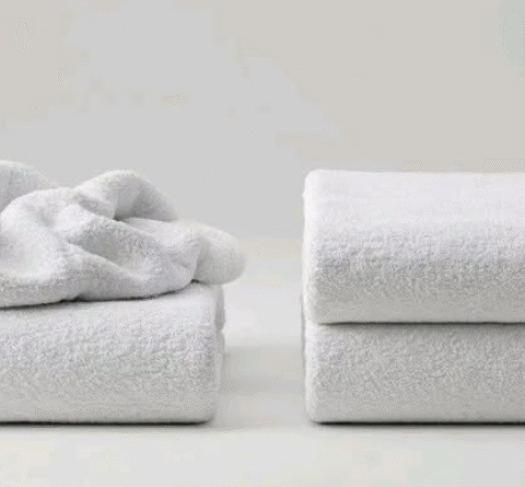 Reviving Your Towels with Vinegar and Baking Soda