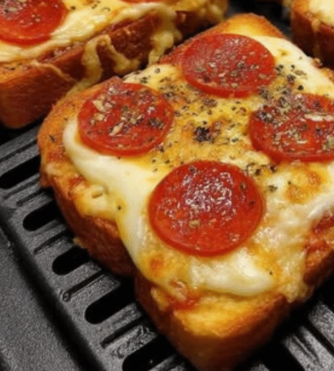 Air Fryer Garlic Toast Pizzas