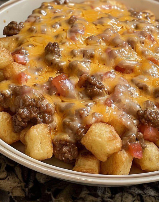 Cheesy Tater Tot Beef & Rotel Casserole – Flavorful Comfort in a Dish