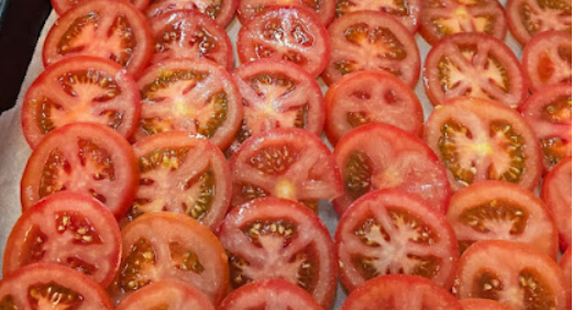 Scientists Reveal That Consumption of Tomatoes Causes More Than Just a Burst of Flavor