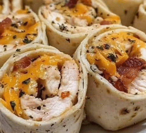 chicen bacon ranch pinwheels