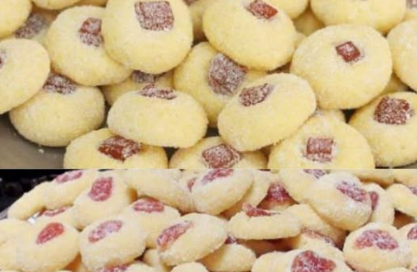 Homemade Cookie Recipe: 3 Ingredients with Filling, in Minutes