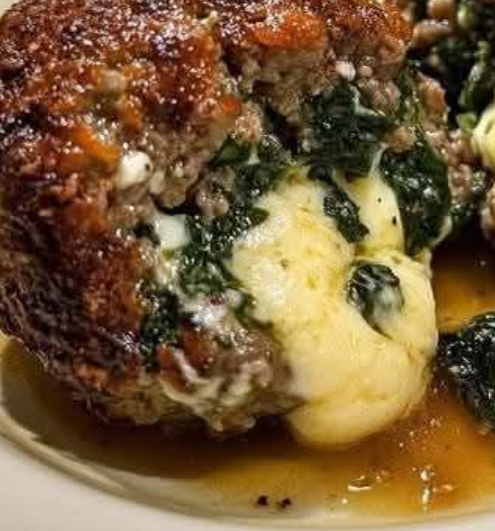 Spinach Garlic Meatballs Stuffed with Mozzarella