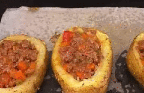 Cheesy Beef Stuffed Potatoes