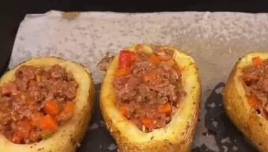 Cheesy Beef Stuffed Potatoes
