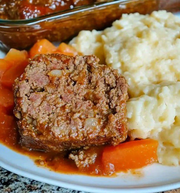 Classic Homemade Meatloaf