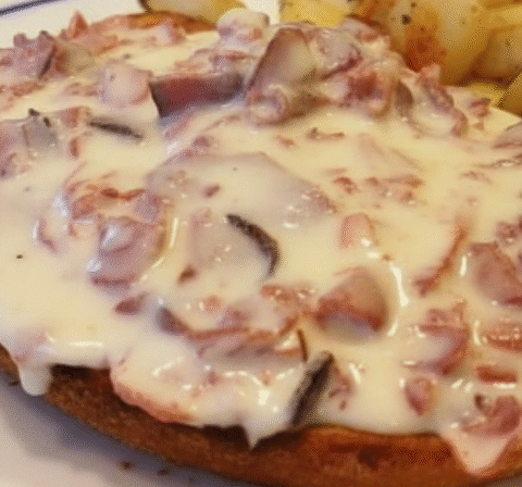 Creamed Chipped Beef on Toast