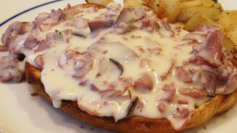 Creamed Chipped Beef on Toast