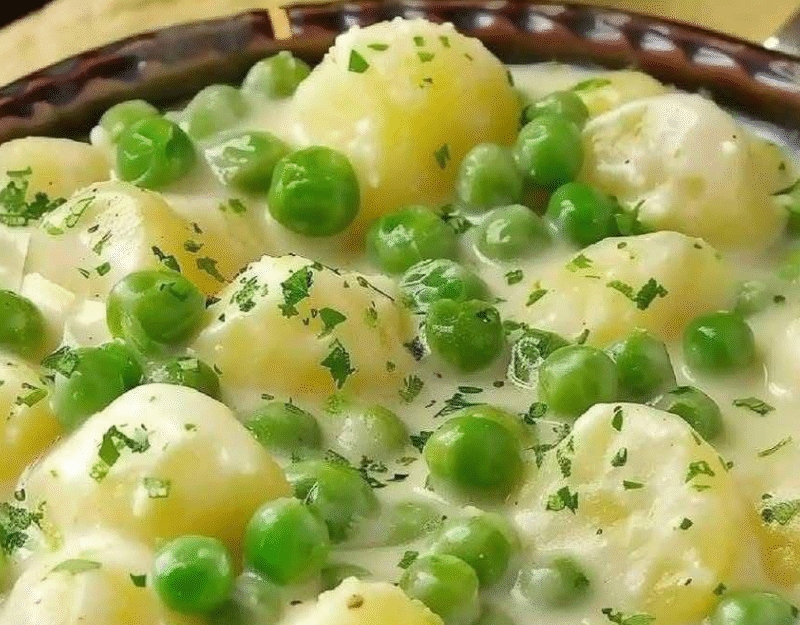 Creamed Potatoes and Peas