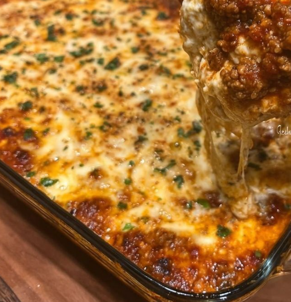 Lasagna Dip: A Warm, Cheesy Twist on an Italian Classic