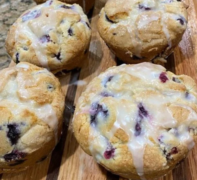 Lemon Blueberry Muffins: Soft, Tangy, and Bursting with Fresh Flavor