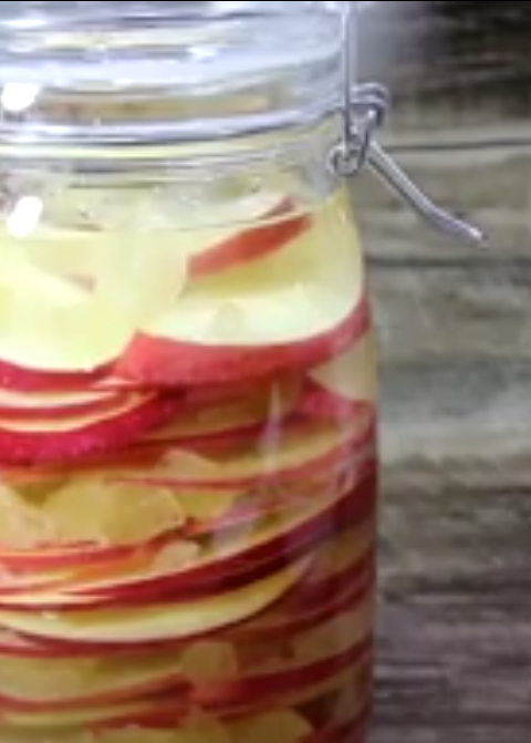 A Simple Fermented Apple Recipe for Gut Health, Immunity, and Natural Energy