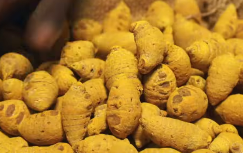 Natural Healing at 60: The Banana Peel, Poleo & Turmeric Drink That Changed My Life