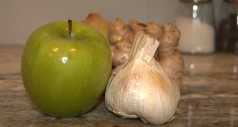 Apple and Garlic Mix: The Hidden Slimming Secret Nobody Told You!
