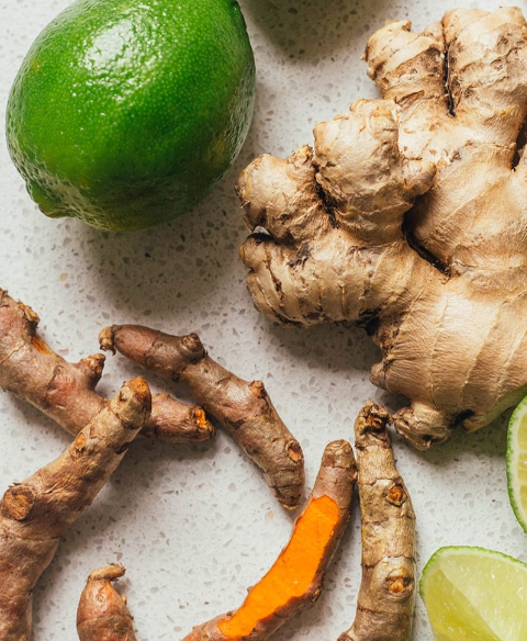 Herbal Drink Recipe with Guava Leaves, Turmeric & Lemon: A Gentle Natural Secret for Better Wellness