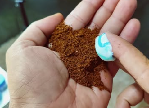 Mix Coffee with Toothpaste & Save Money While Gaining Surprising Benefits!