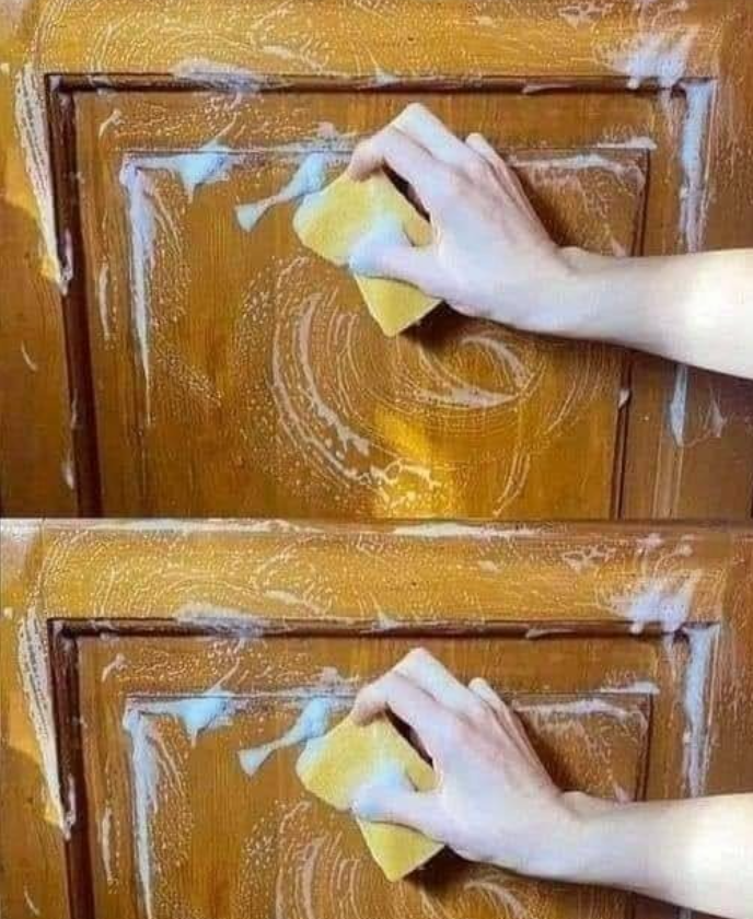 The Genius 2-Ingredient Hack to Remove Grease from Kitchen Cabinets