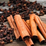 Unbelievable! This One-Ingredient African Hair Growth Remedy Could Transform Your Hair – Papaya Leaf Spray